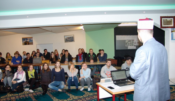 fehim dragusha studentet